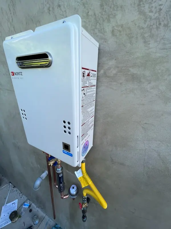 Tankless water heater installation for Nanakuli homes